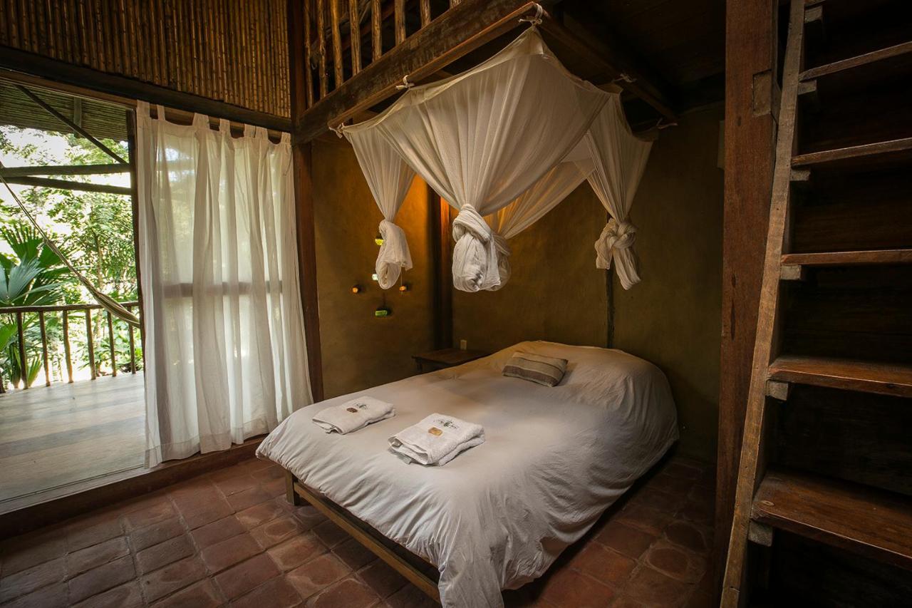 Chirapa Manta Amazon Lodge Lamas Exterior photo